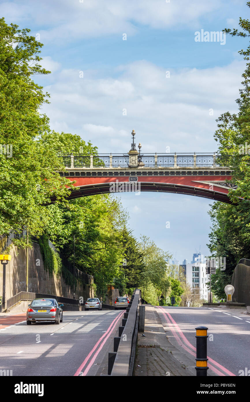 The famous Victorian Archway Bridge, built in 1897 to replace the