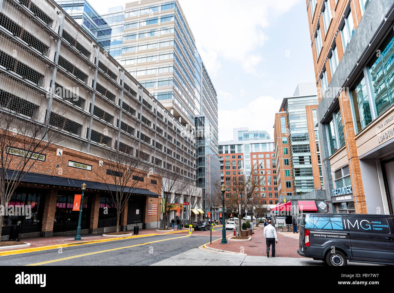 Reston, USA April 11, 2018 Town center building architecture