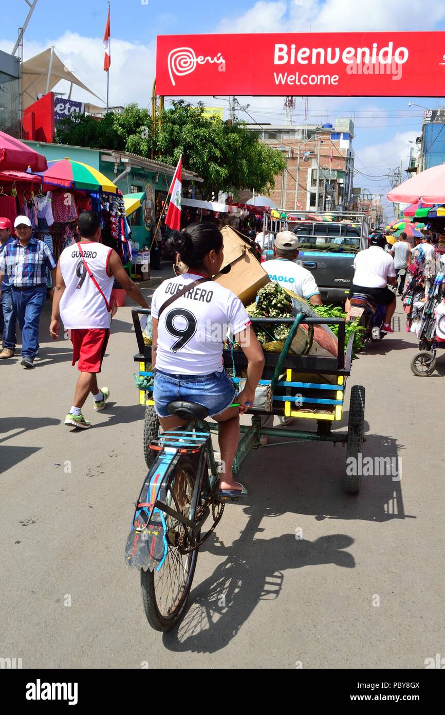 Border Peru - Ecuador . Department of Tumbes .PERU Stock Photo - Alamy