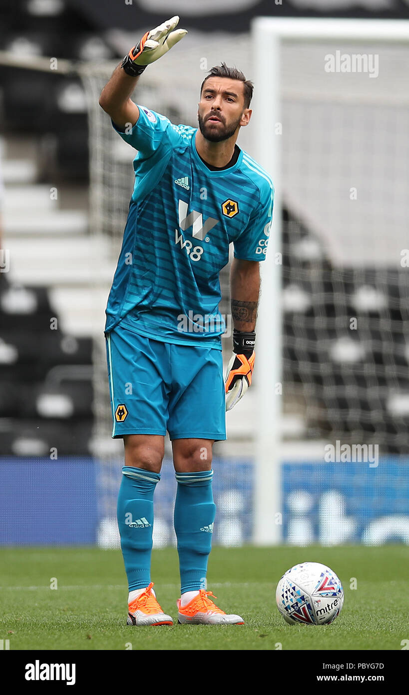Wolverhampton Wanderers Goalkeeper Rui Patricio Stock Photo Alamy