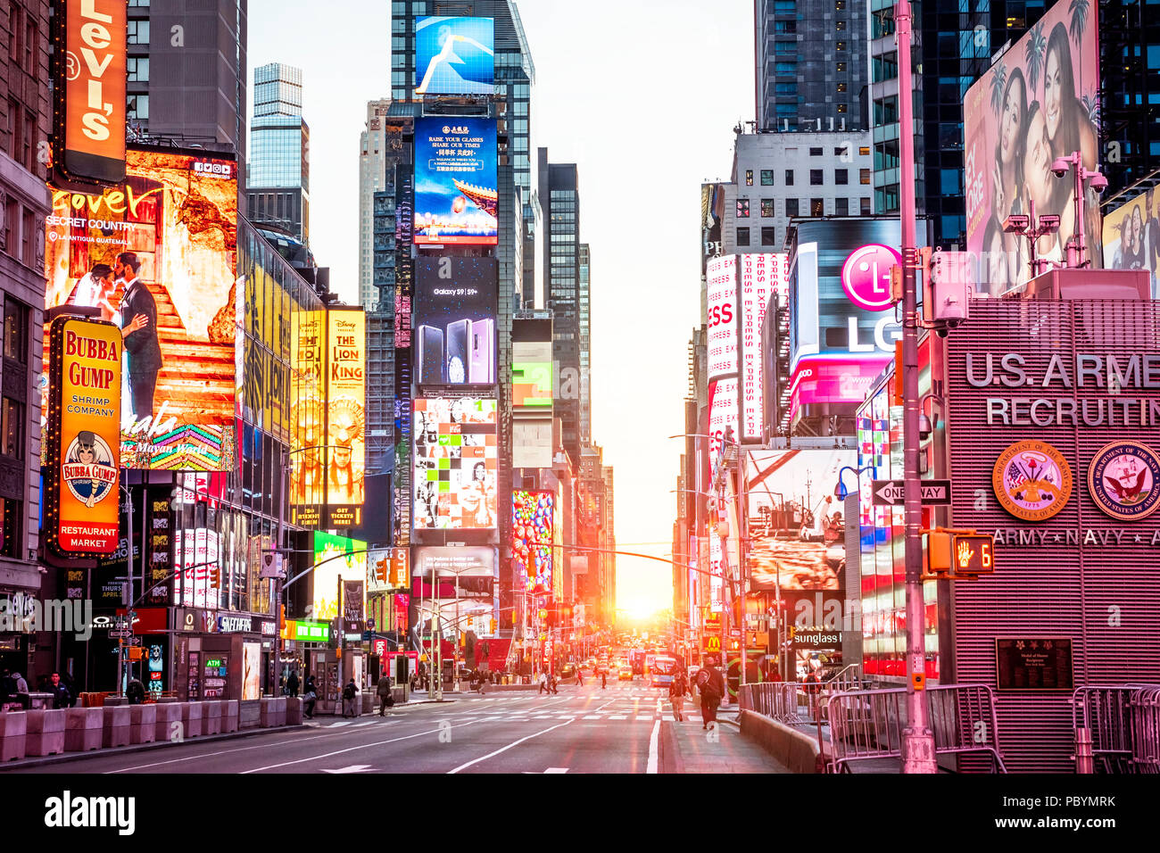 Times Square In New York City At Night Stock Photo Alamy