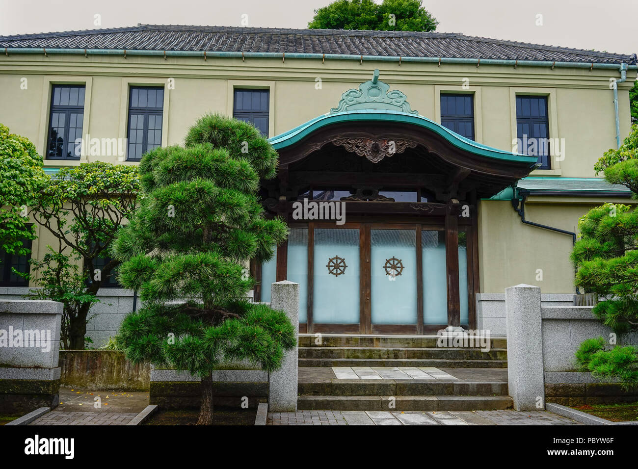 Tokyo, Japan - Jul 18, 2015. Sengakuji Temple in Tokyo, Japan. Sengaku-ji was one of the three major temples of old Edo (now Tokyo). Stock Photo