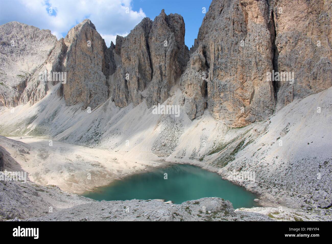 lago di antermoia-catinaccio-dolomites Stock Photo - Alamy