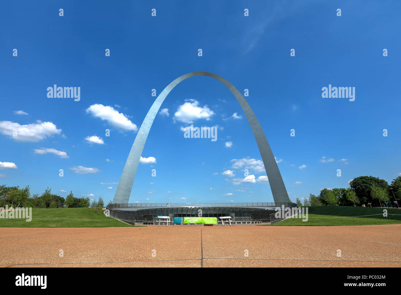 Gateway arch national park hi-res stock photography and images - Alamy