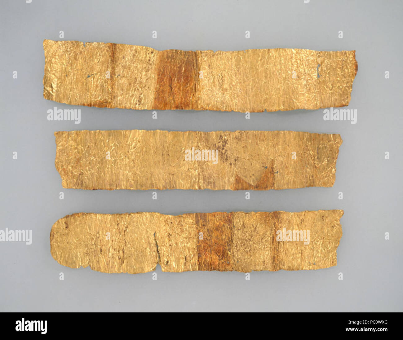 Gold sheets hires stock photography and images Alamy