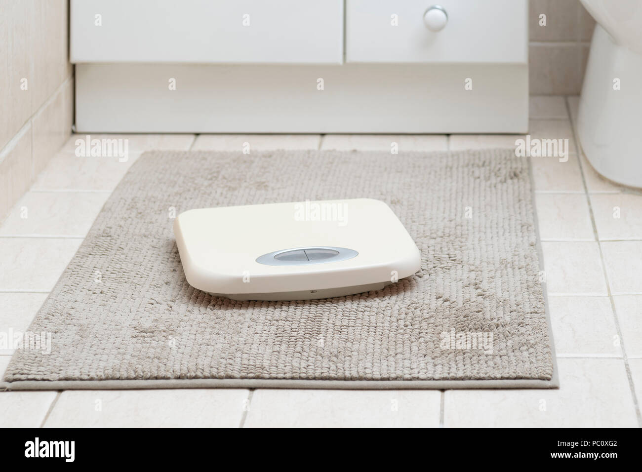 Analog weight scale hires stock photography and images Alamy