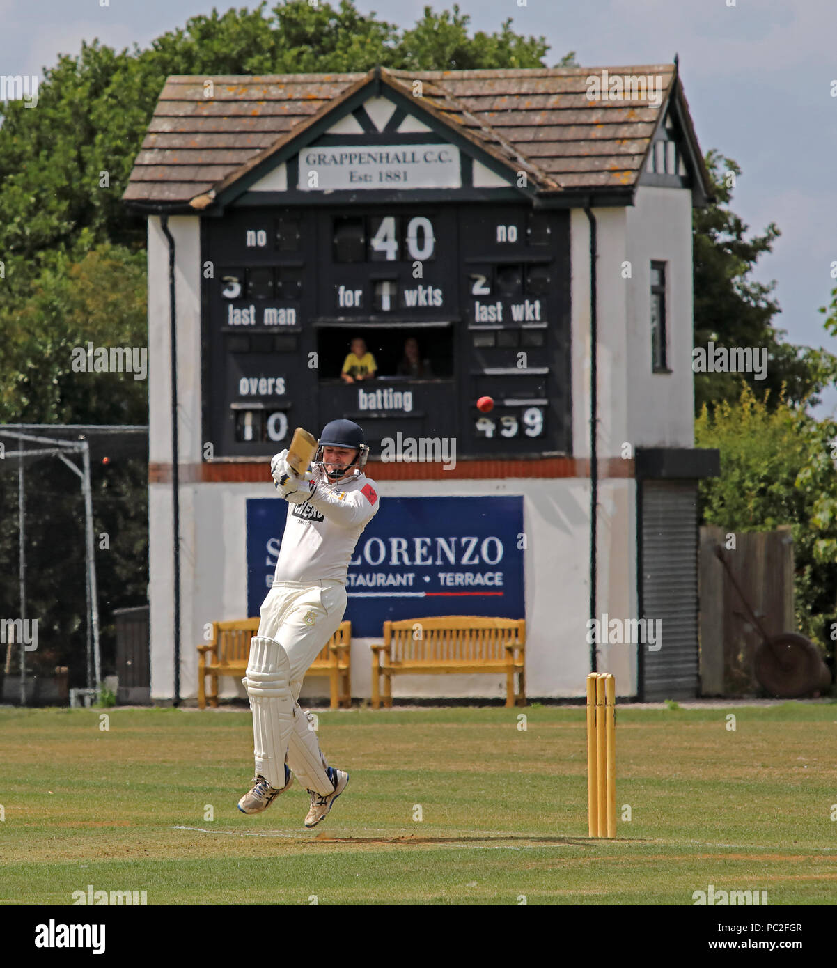 Grappenhall CC ( Grappers ) playing Alderley Edge Cricket Club, at Broad Lane, Grappenhall Village, Warrington, Cheshire, North West England, UK Stock Photo