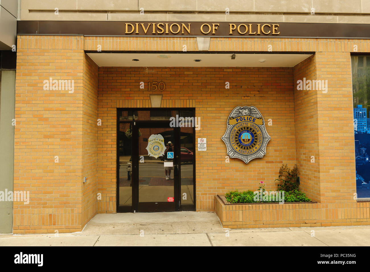 Lexington police department hires stock photography and images Alamy