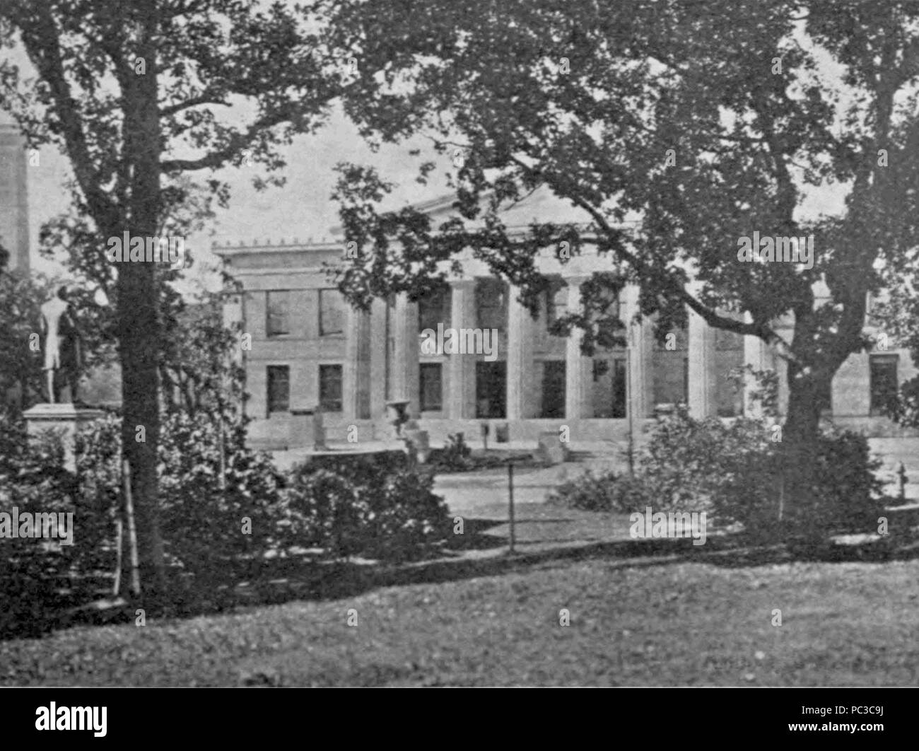 Popular library Black and White Stock Photos & Images - Alamy