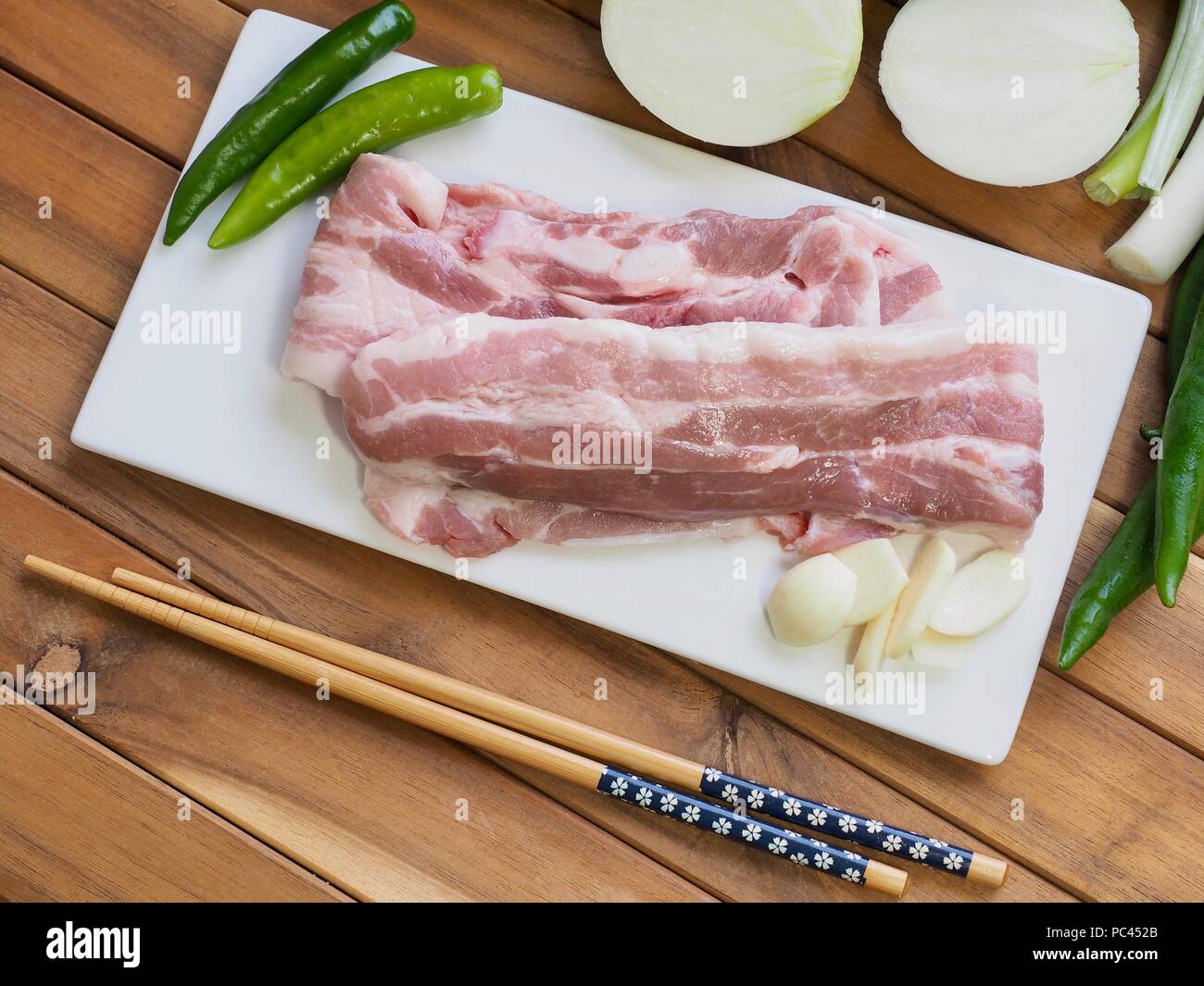 korean-food-pork-belly-and-vegetables-samgyeopsal-stock-photo-alamy