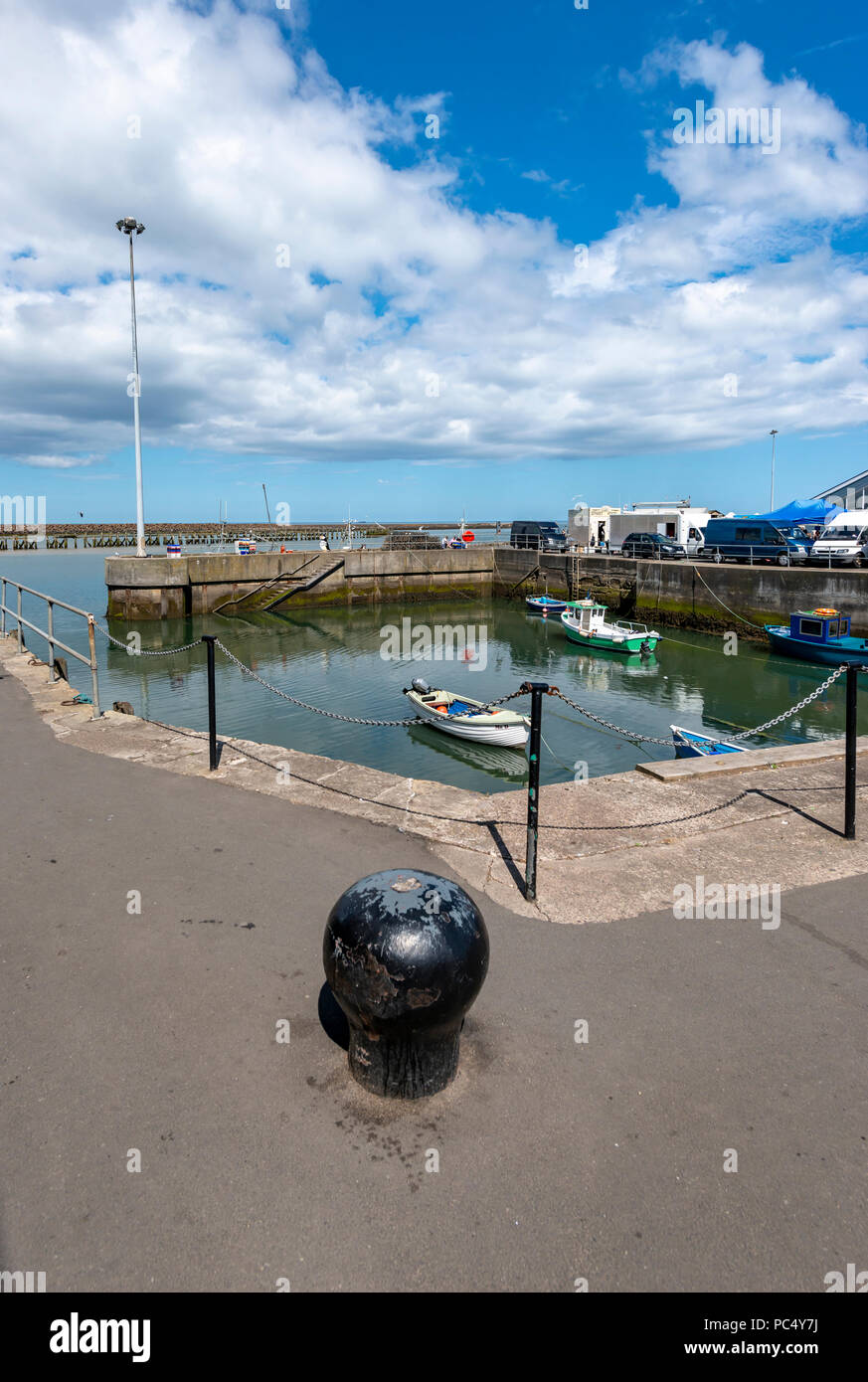 Amble by the sea northumberland hires stock photography and images Alamy