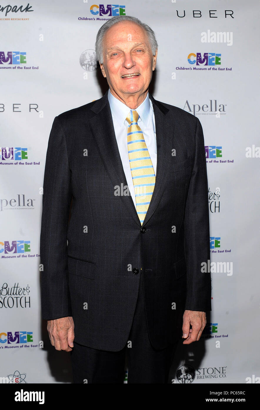 Alan Alda Diagnosed With Parkinson's Disease