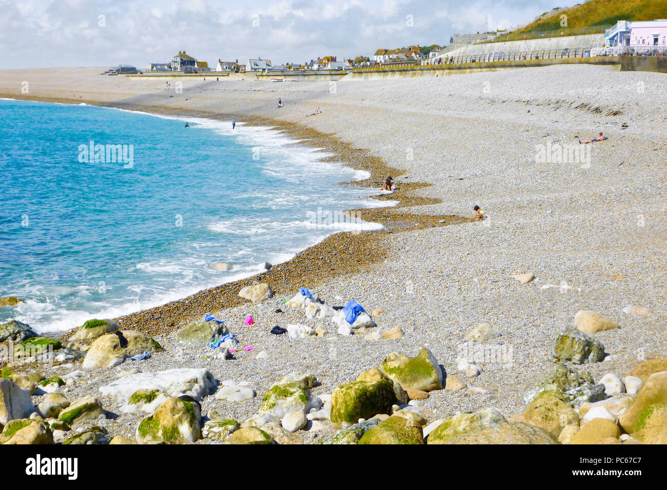 Chesil Beach. 31st July 2018. The vast sweep of Chesil Beach, Portland, on a hot and sunny day Credit: stuart fretwell/Alamy Live News Stock Photo