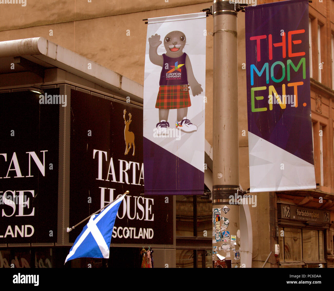 Glasgow, Scotland, UK 1st August.European championships begin in the city and Berlin  simultaneously as the city banners up for the sporting celebration in the city centre. Gerard Ferry/Alamy news Stock Photo