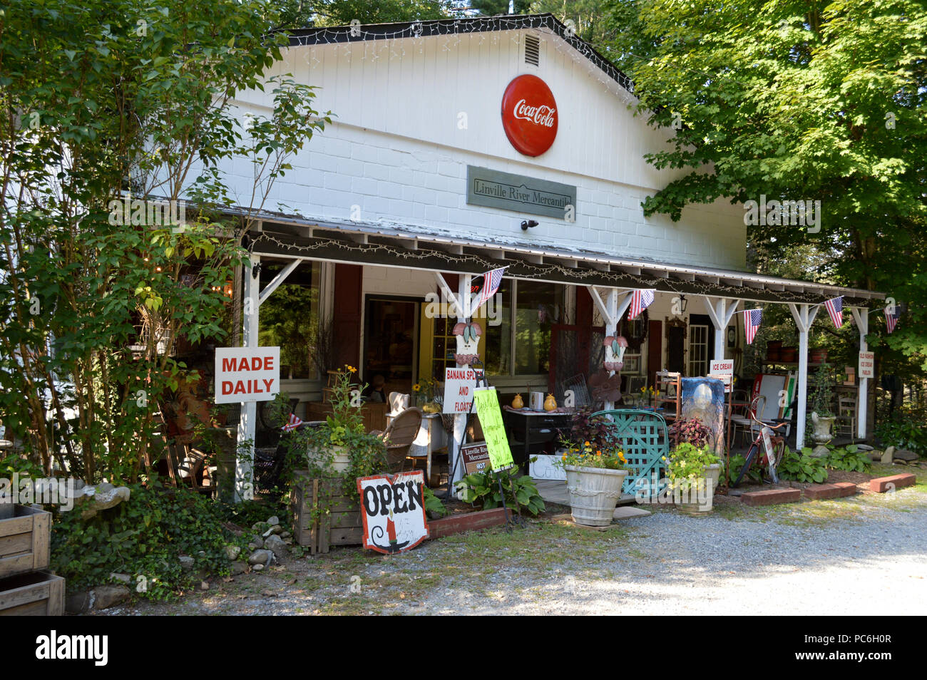 Old fashioned storefront hires stock photography and images Alamy