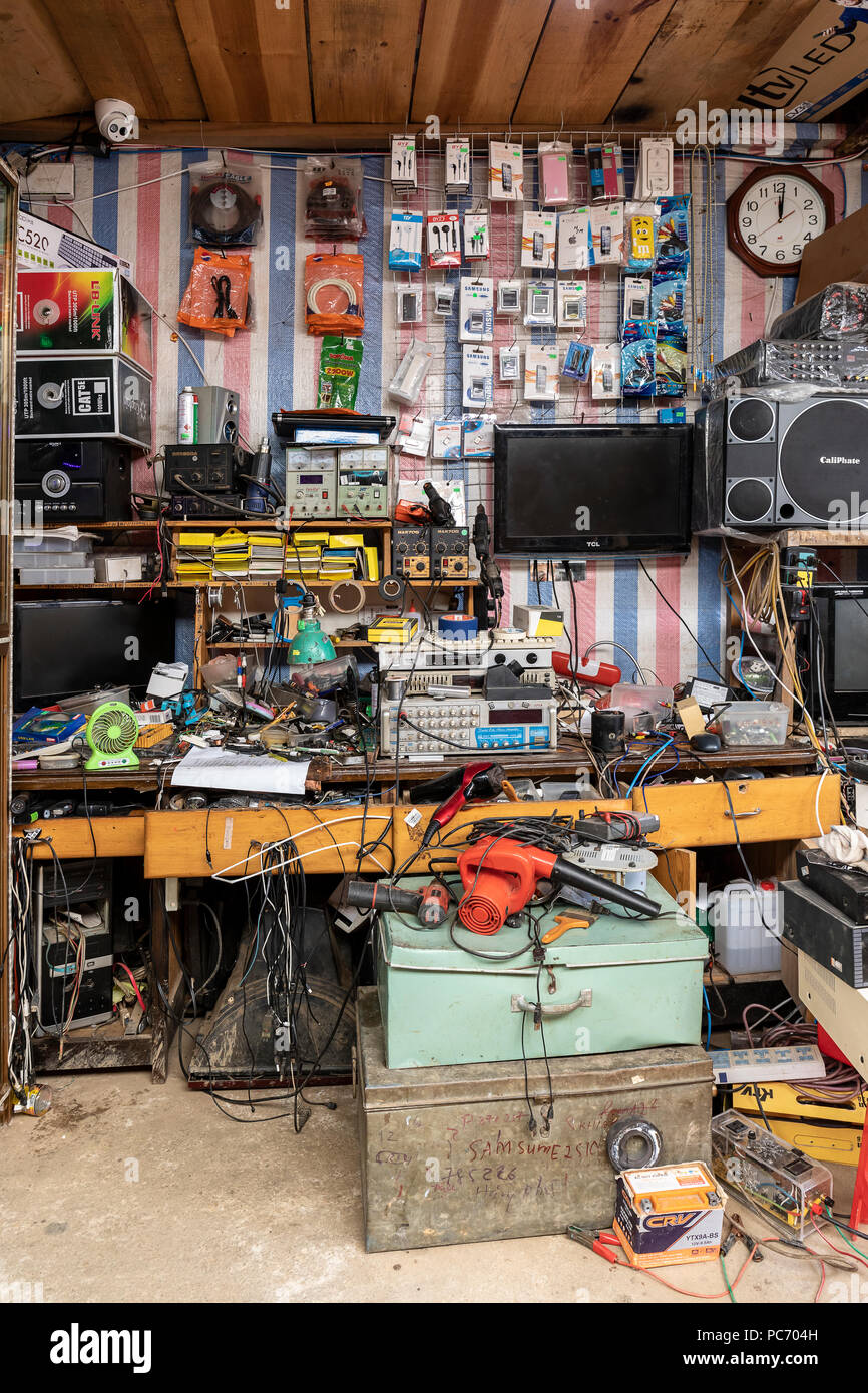 Samsung repairs hires stock photography and images Alamy