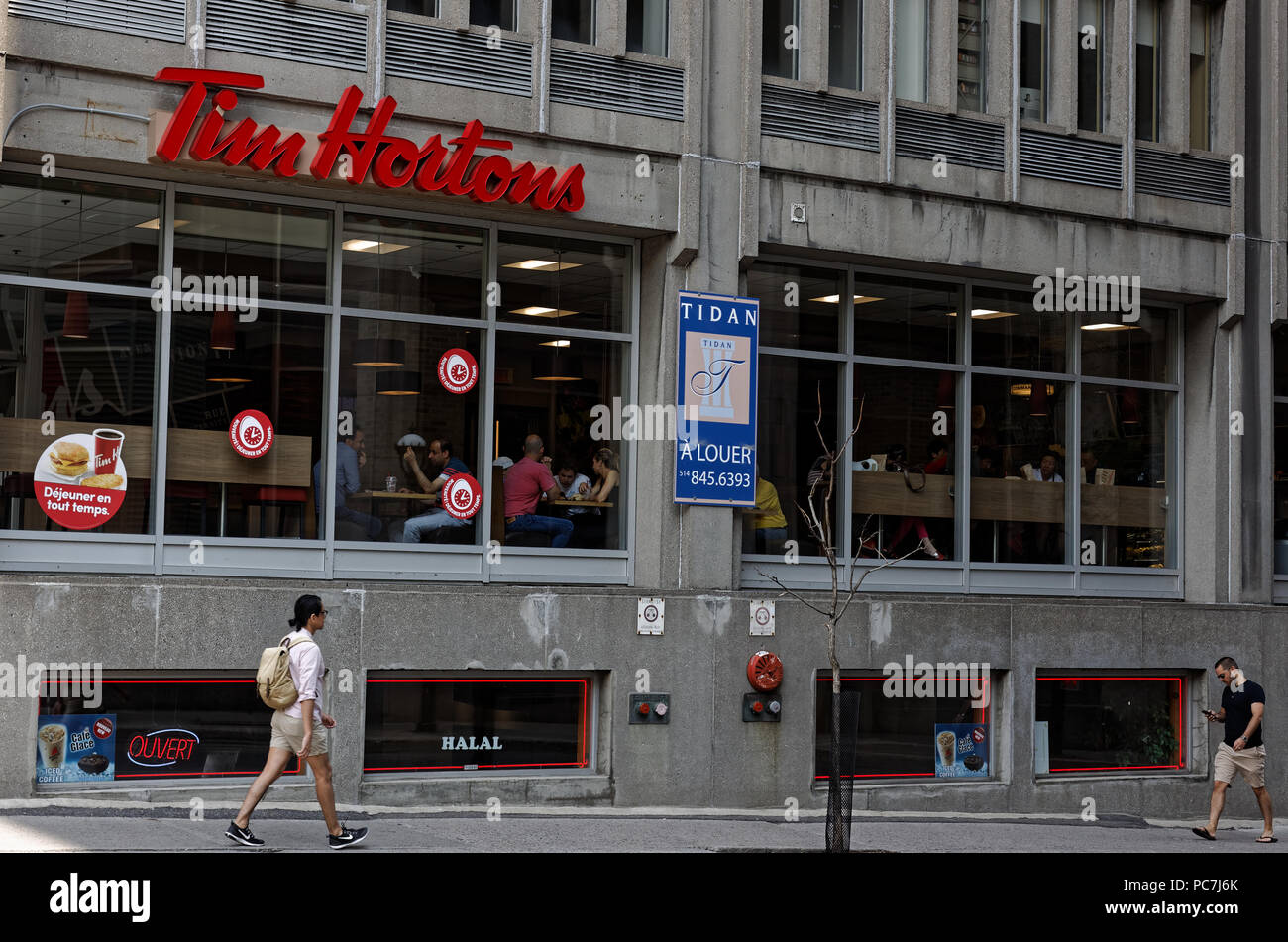Tim hortons canada hi-res stock photography and images - Alamy
