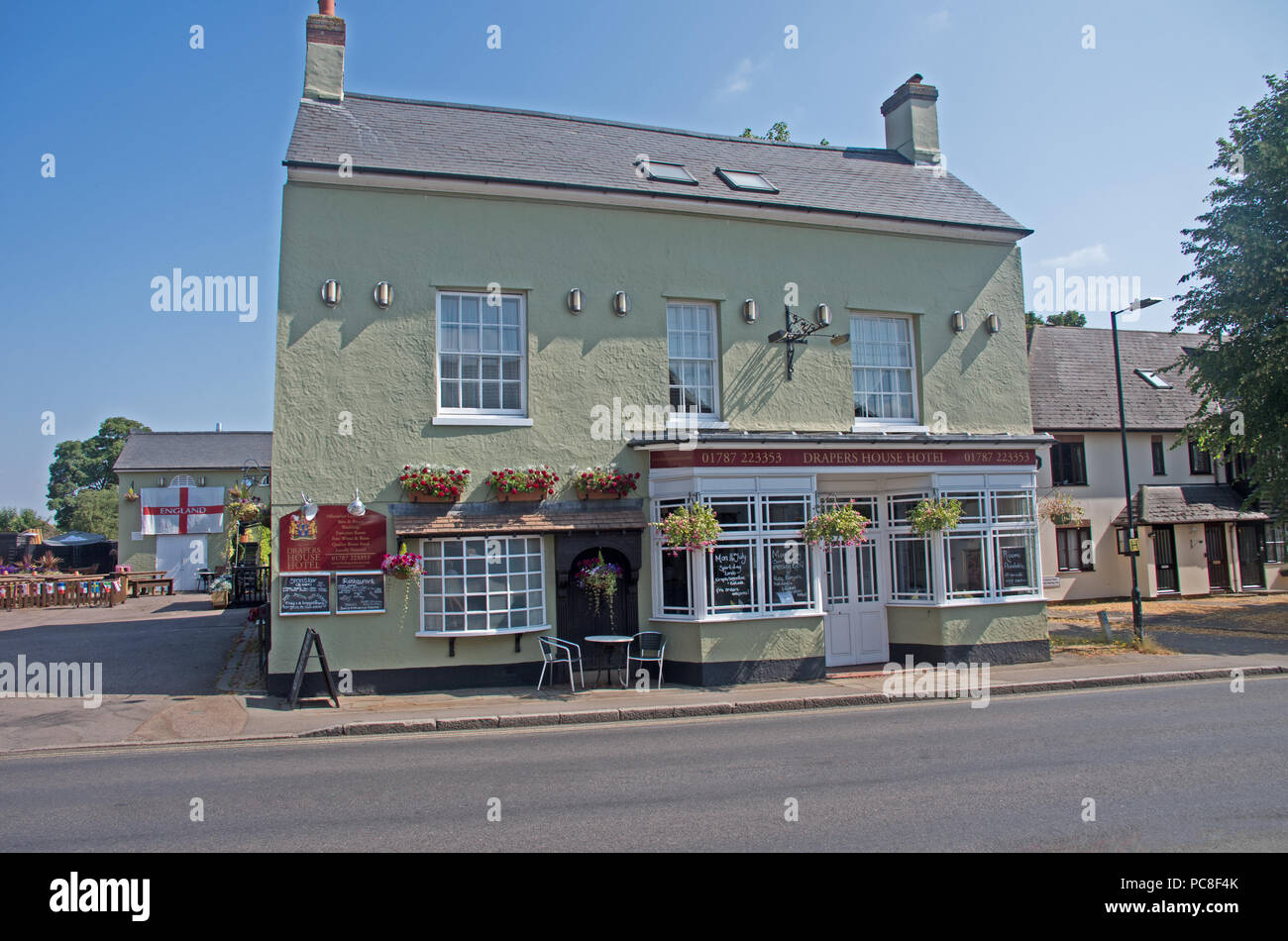 Earles Colne Drapers Hotel Restaurant Pub Essex Stock Photo Alamy