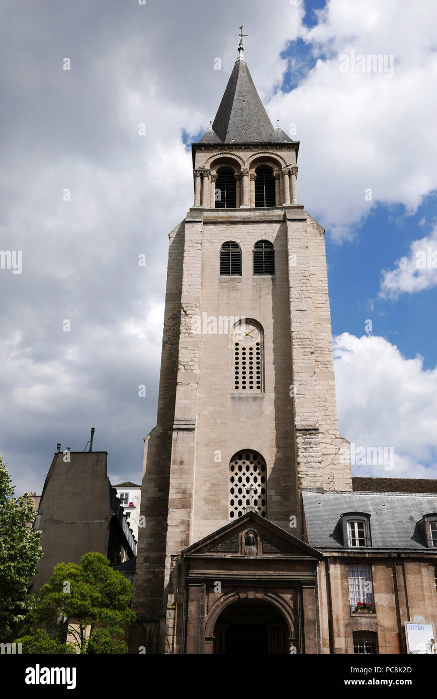 Saint Germain Des Pres Church St Germain Des Pres Old Town Paris 6 France Place Sartre Beauvoir Square Stock Photo Alamy