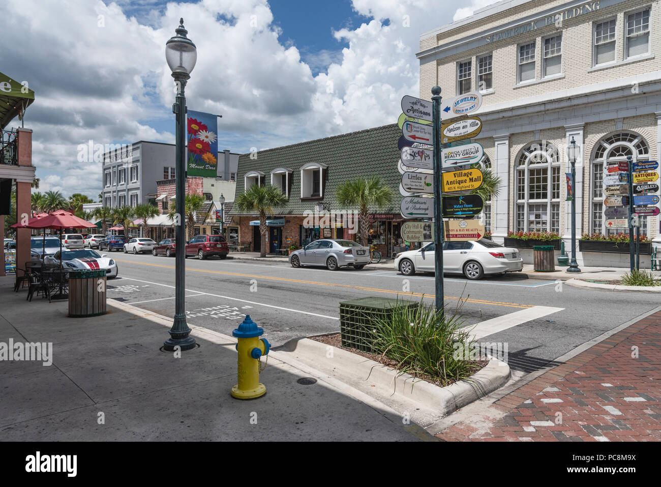 Mount Dora Florida City Streets Stock Photo Alamy
