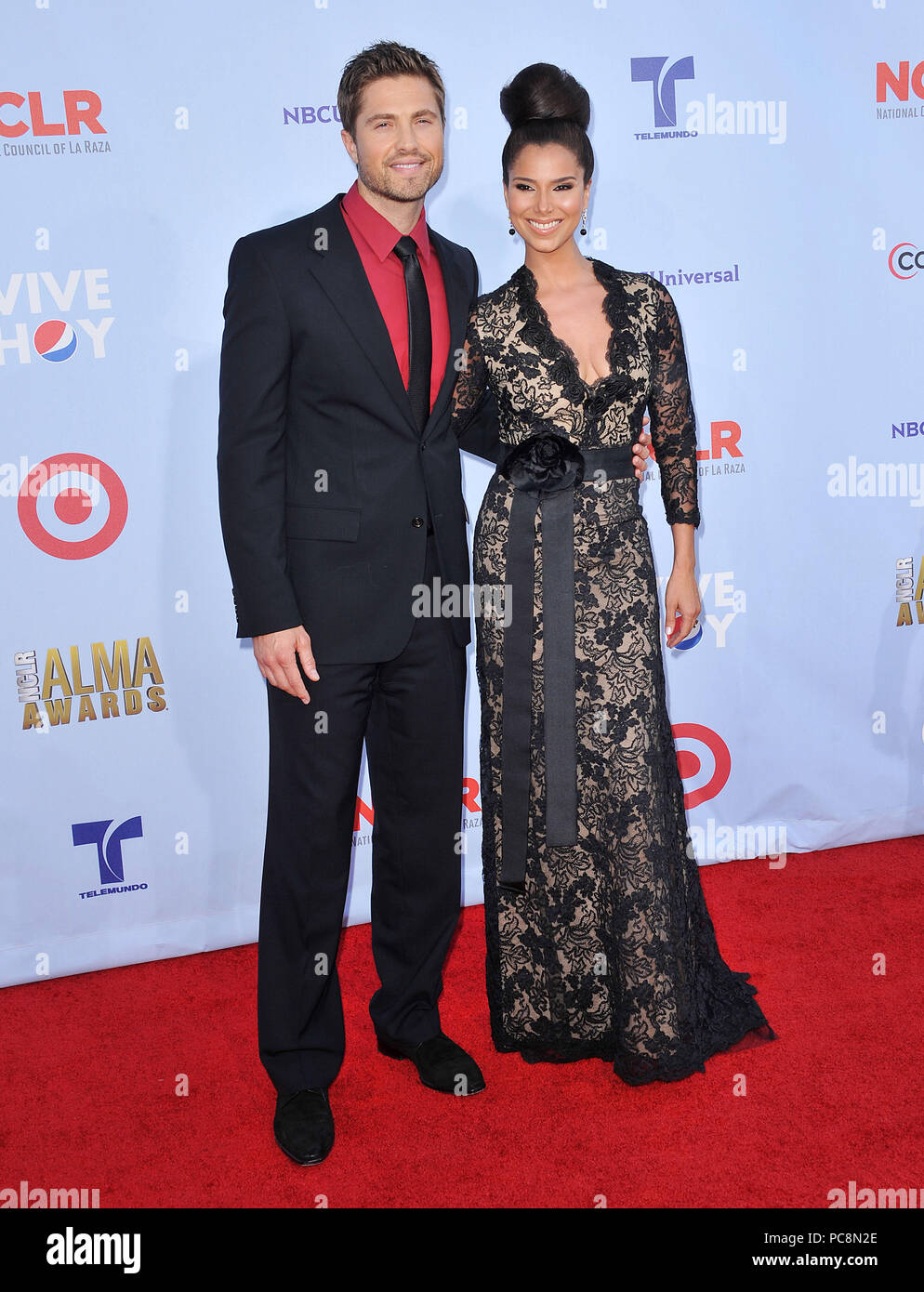 Eric Winter and wife Rosalyn Sanchez at the 2012 NCLR ALMA Awards at