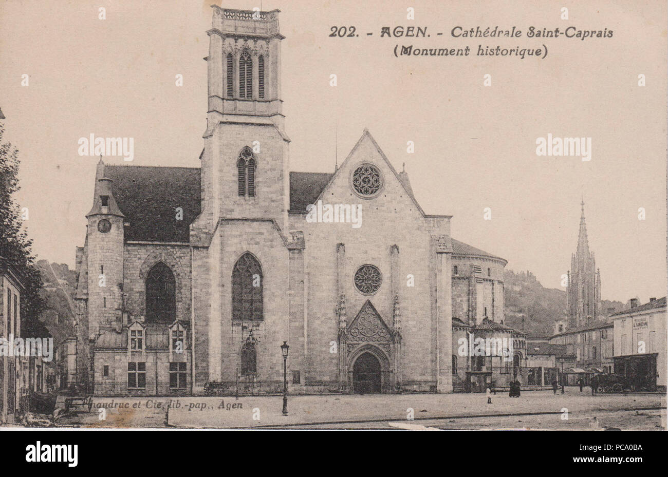 Agen - Cathédrale Saint-Caprais (CP Chaudruc). Stock Photo