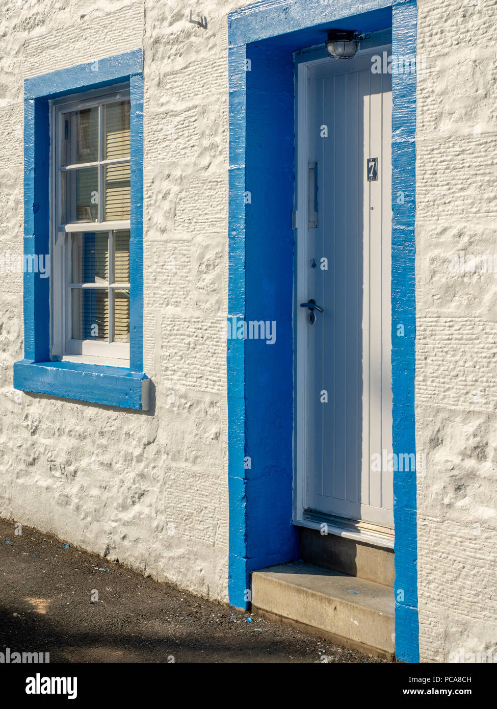 White Window Trim High Resolution Stock Photography and Images Alamy