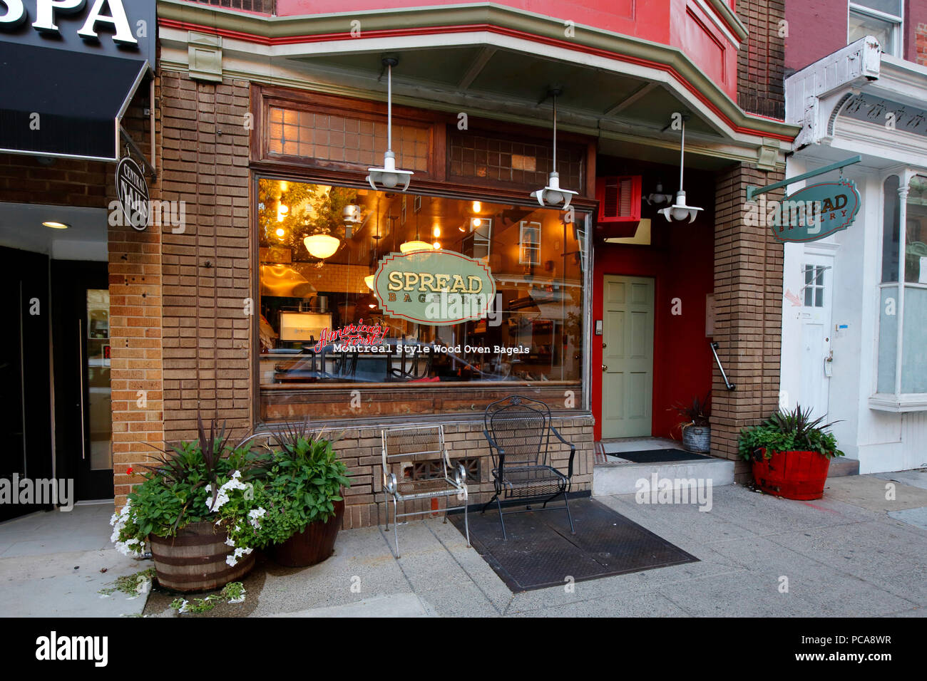 Spread Bagelry, 262 S 20th St, Philadelphia, PA. exterior of a bagel shop in center city Stock Photo