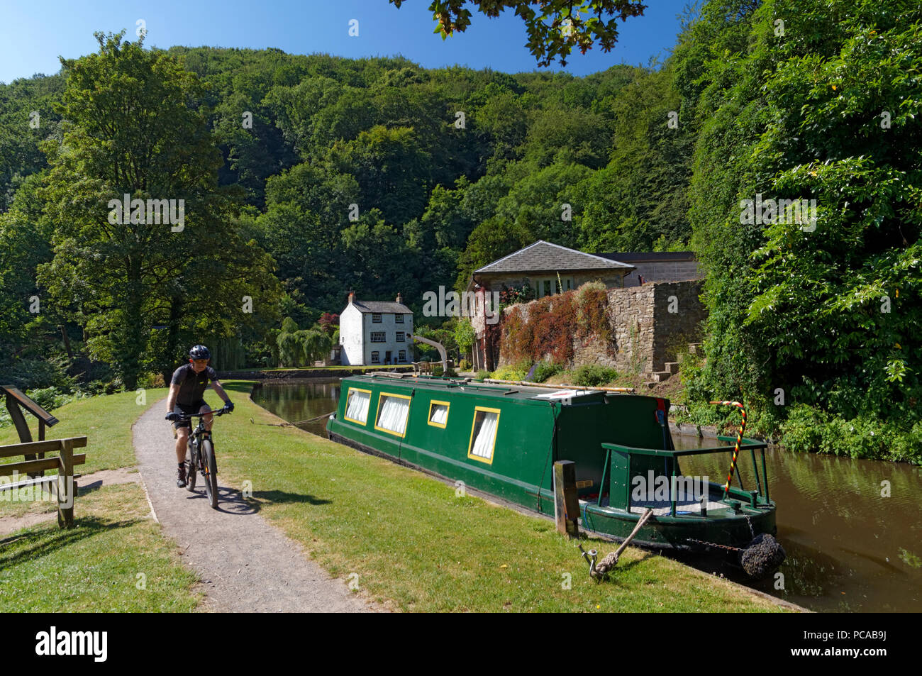 Llanfoist Wharf and boathouse used to store Iron from Hills Ironworks