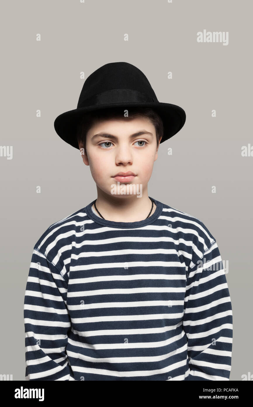 Boy wearing hat sweater hires stock photography and images Alamy