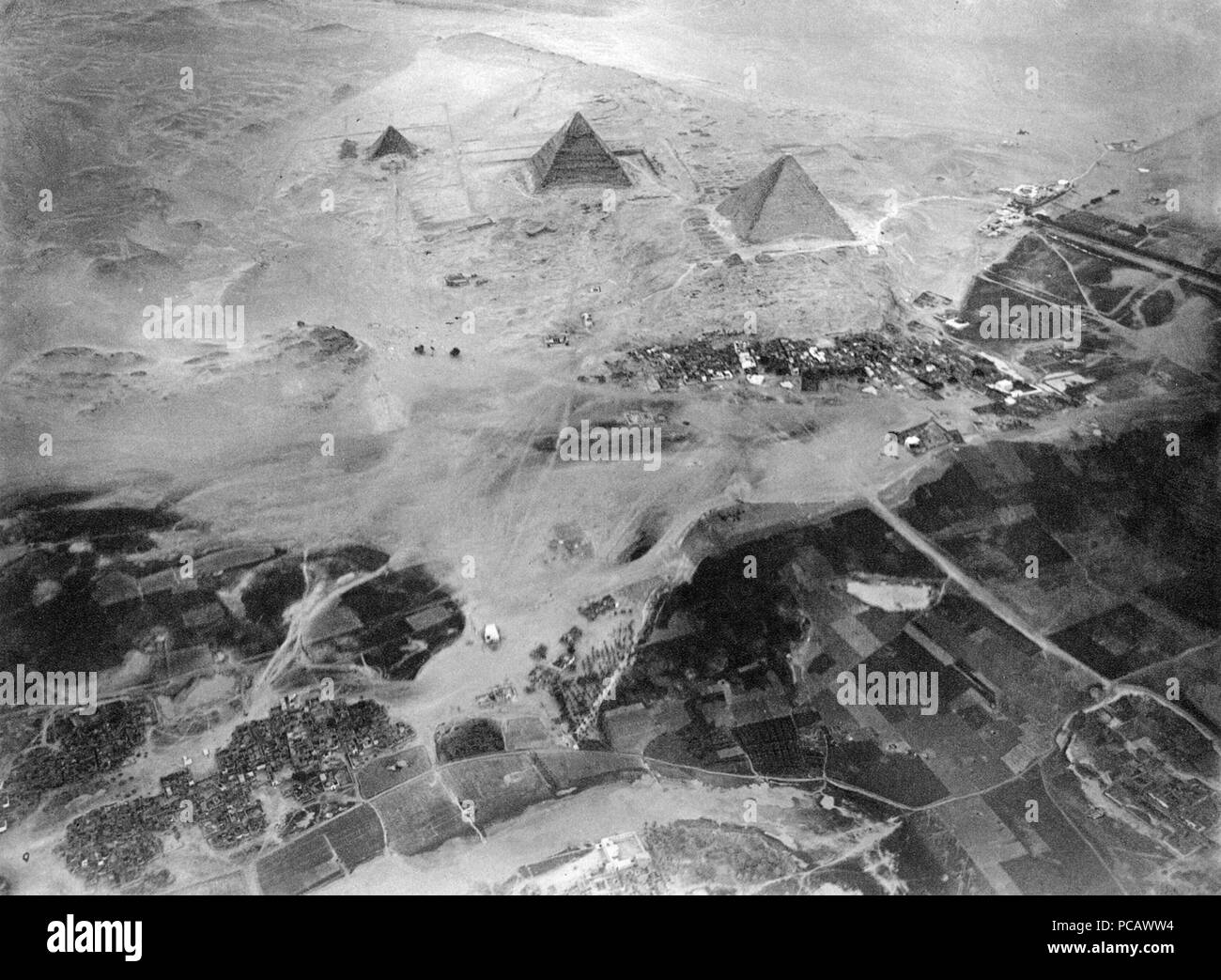Pyramids of giza aerial view hi-res stock photography and images - Alamy
