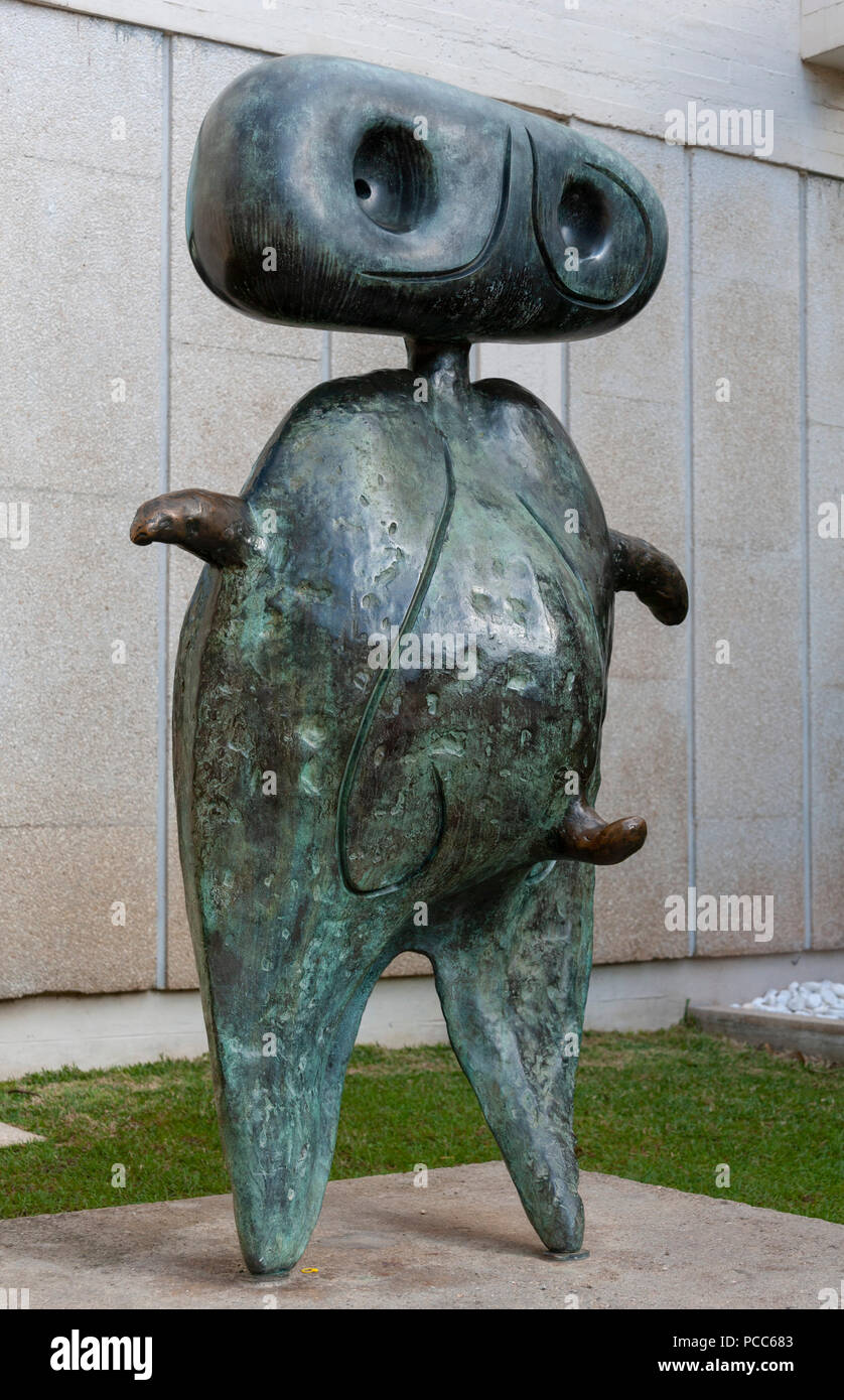 Barcelona, Miro Skuloptur Personnage. 1970. Fundacio Joan Miro, sculpure, Barcelona, Catalonia, Spain |Fundacio Joan Miro, Skulptur, Barcelona, Katalo Stock Photo