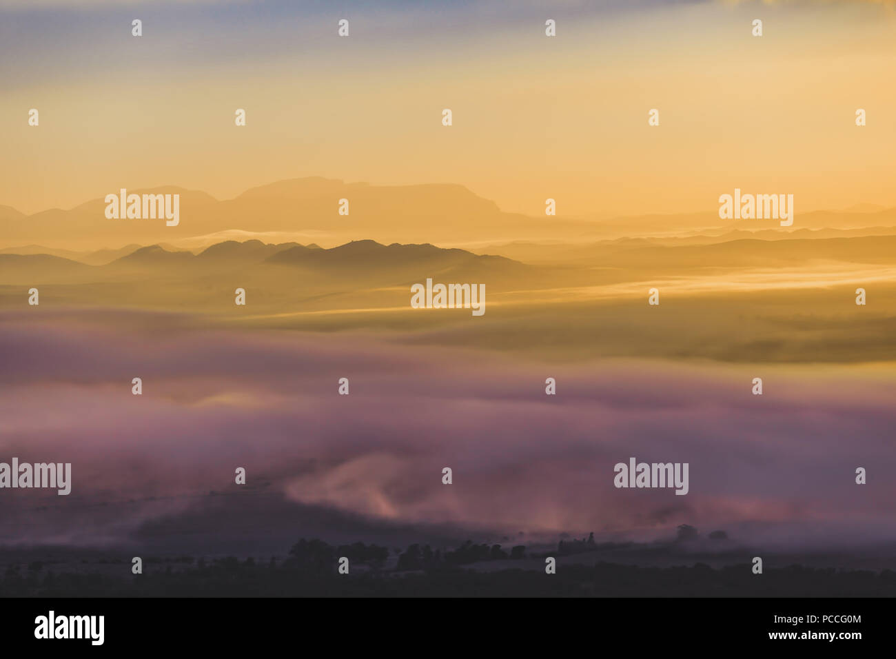 Amazing sunrise in Flinders Ranges, South Australia Stock Photo - Alamy