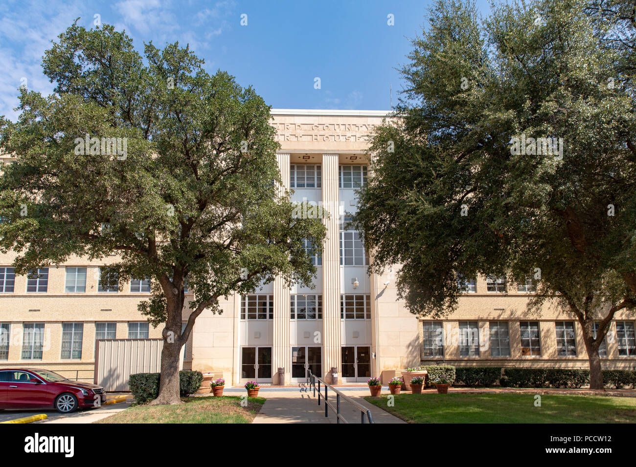 The Howard county courthouse in Big Spring Texas in Modern style Stock Photo