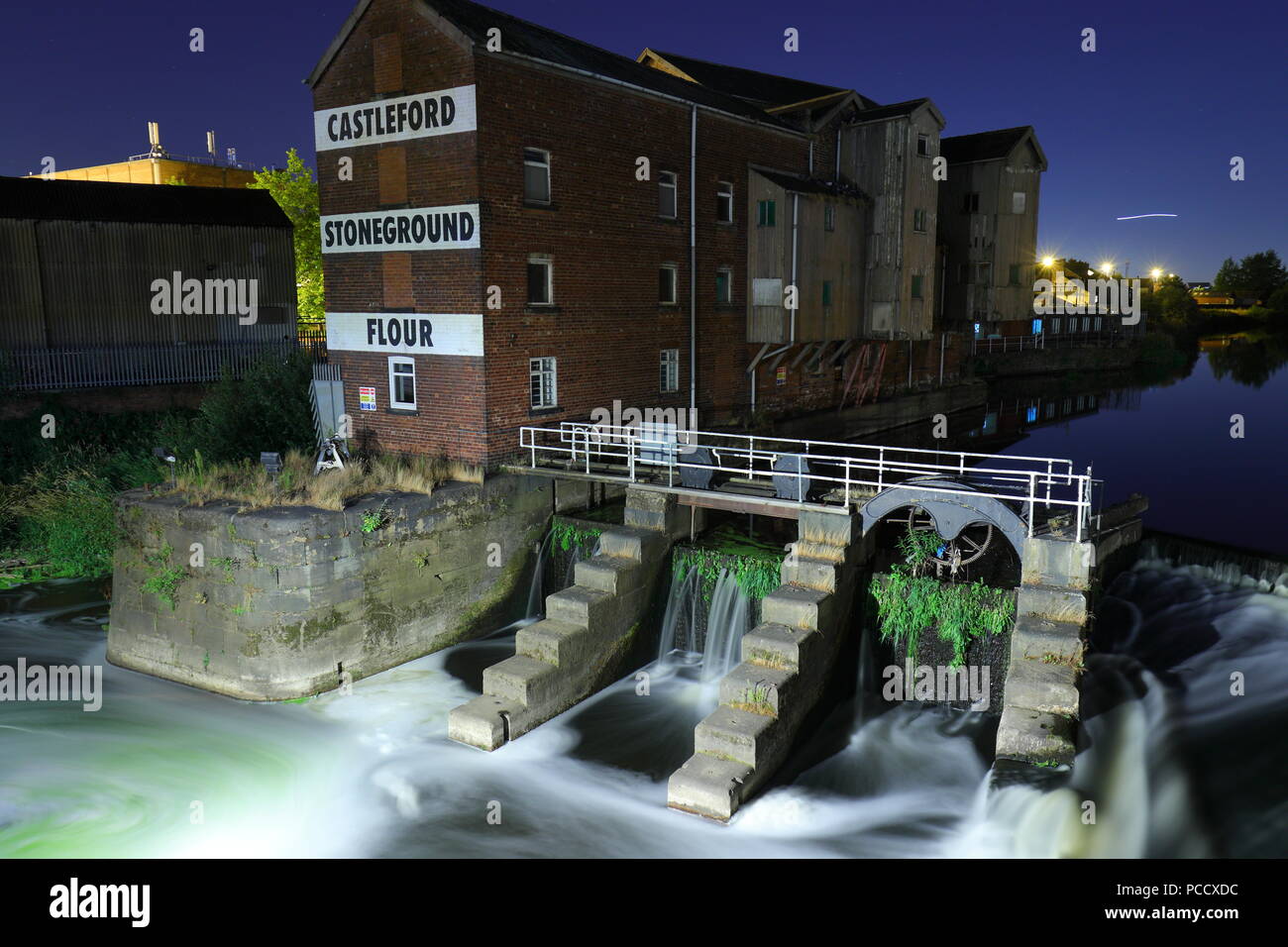 Castleford wheel at night hires stock photography and images Alamy