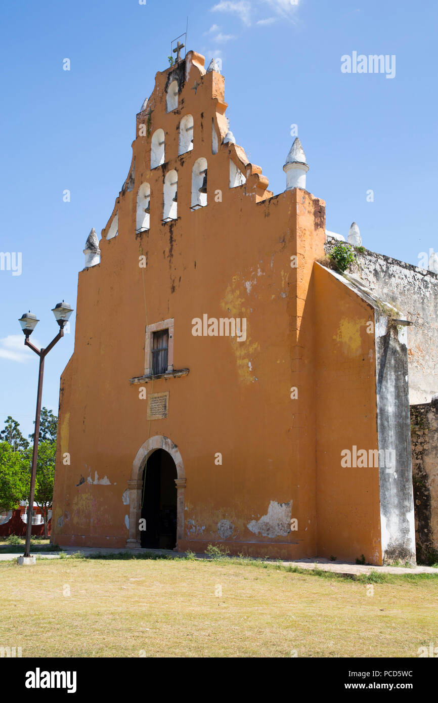 Church of Santiago Apostol, founded in 17th century, Dzan, Yucatan ...