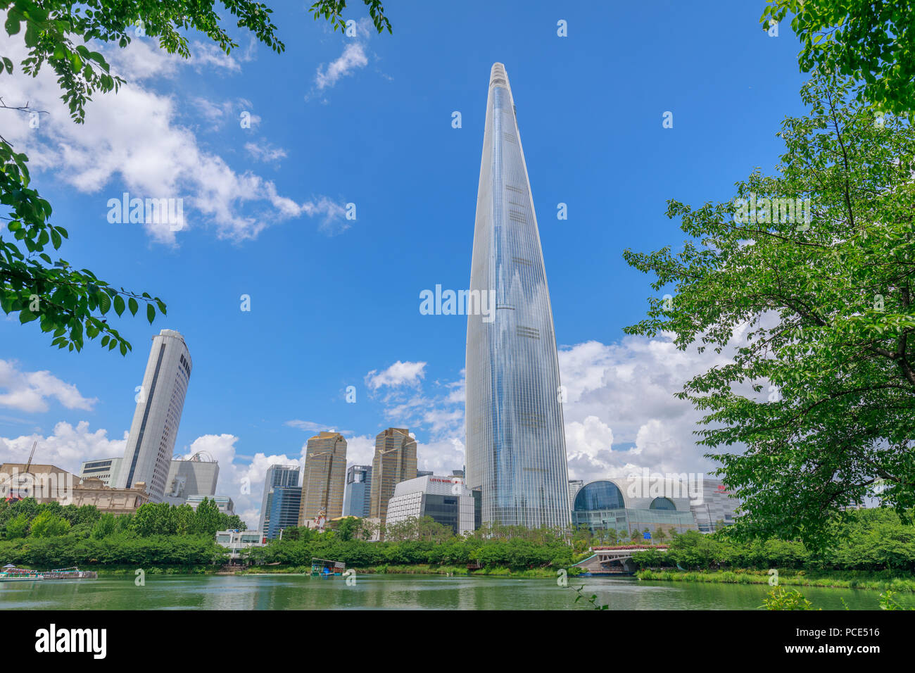 Seoul, South Korea - July 3, 2018 : Lotte World Tower and cityscape with clear blue sky in Jamsil, Songpa-gu, Seoul city Stock Photo