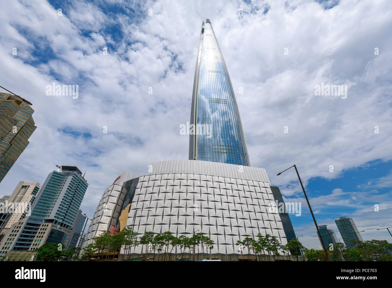 Seoul, South Korea - July 3, 2018 : Lotte World Tower and cityscape in Jamsil, Songpa-gu, Seoul city Stock Photo