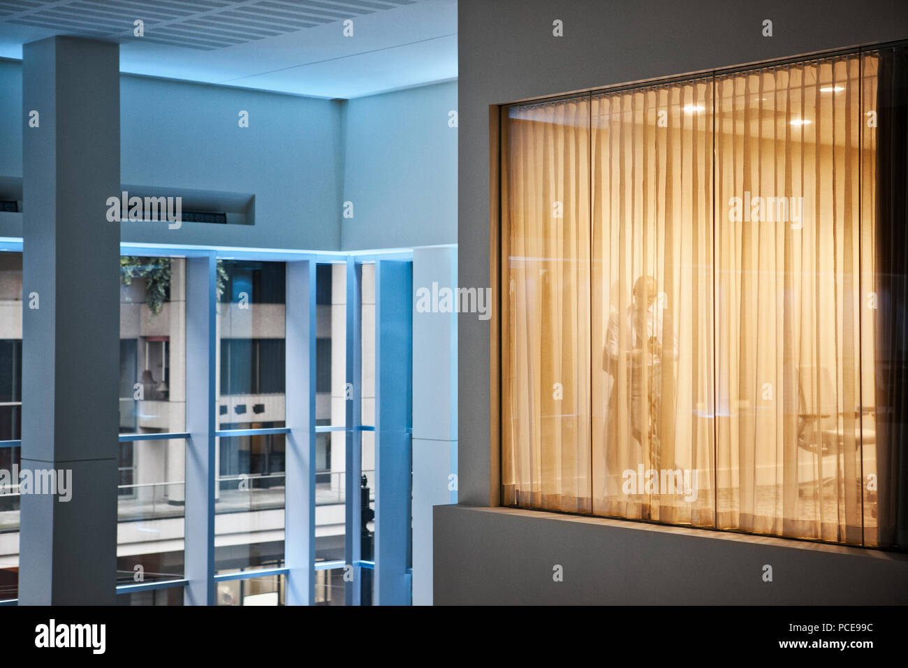 Standing atrium hi-res stock photography and images - Alamy