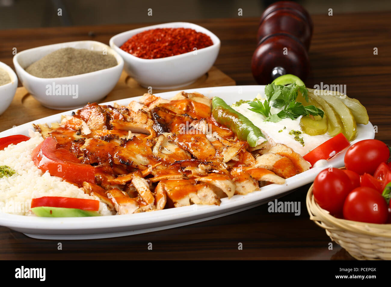 Turkish iskender kebab Chicken iskender kebap Stock Photo Alamy
