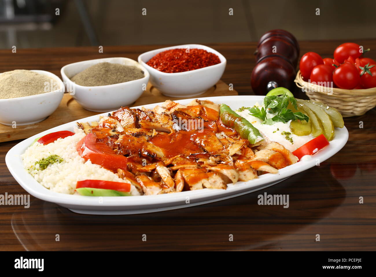 Turkish iskender kebab Chicken iskender kebap Stock Photo Alamy