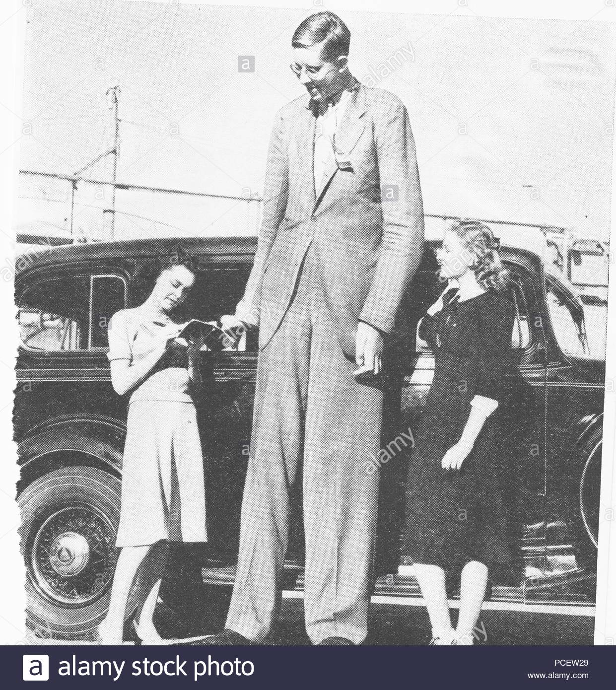 robert wadlow stock photos robert wadlow stock images alamy