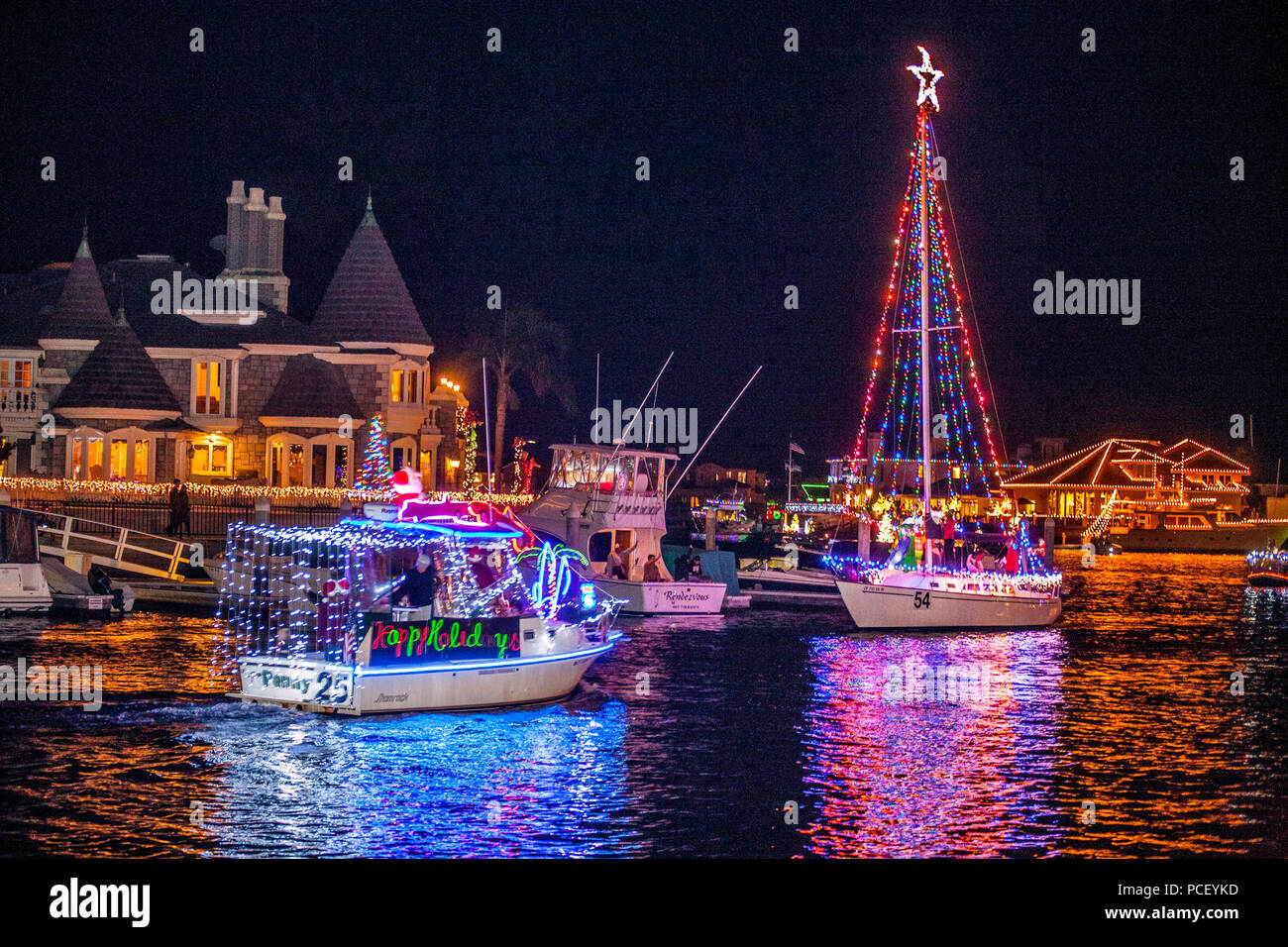 Huntington beach boat parade hires stock photography and images Alamy