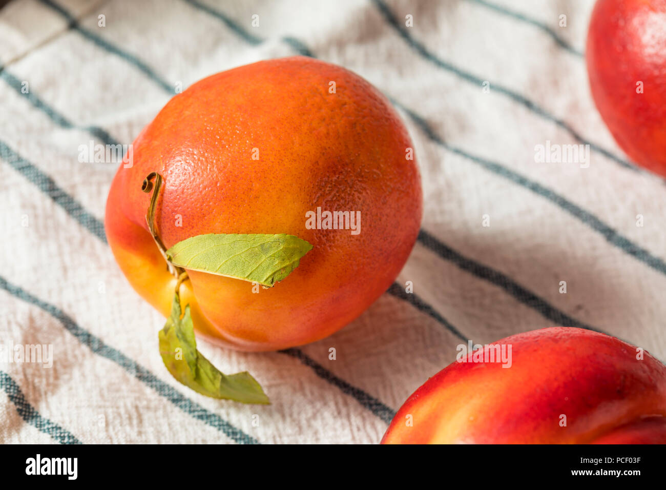 Sweet Organic Ripe Yellow Nectarines Ready to Eat Stock Photo Alamy