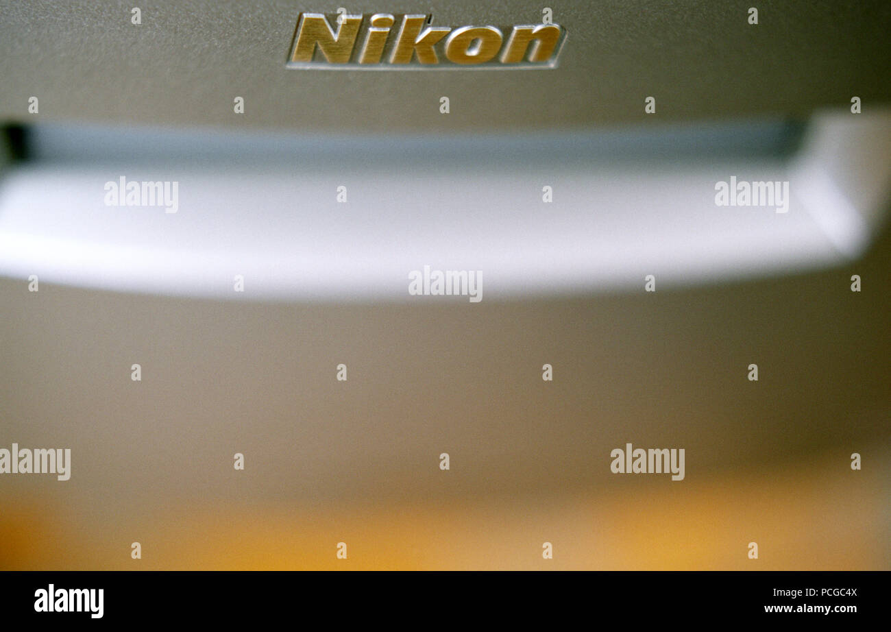 Nikon Coolscan 9000 ED film scanner Stock Photo Alamy
