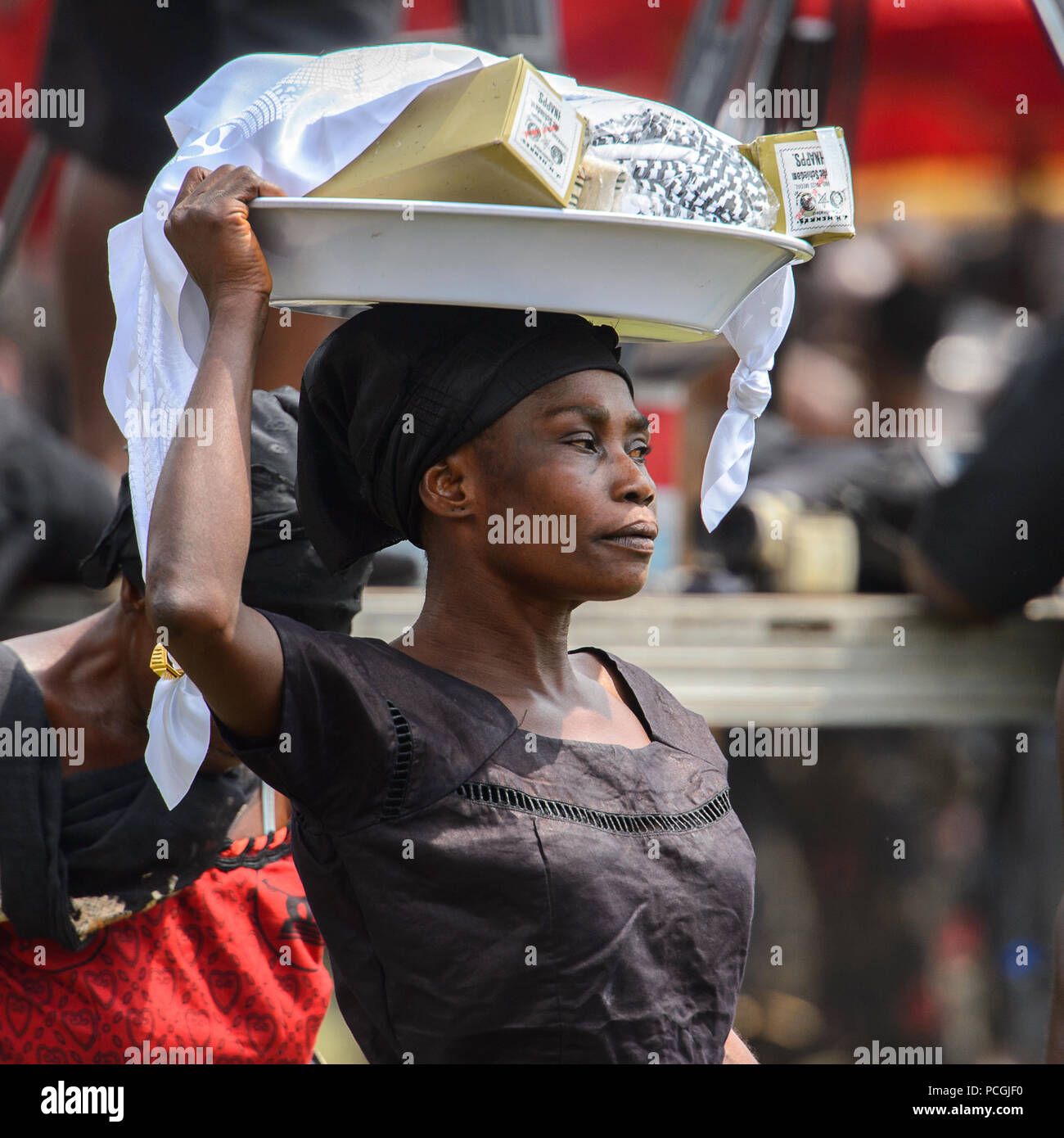 Food festival crowd africa hi-res stock photography and images - Alamy
