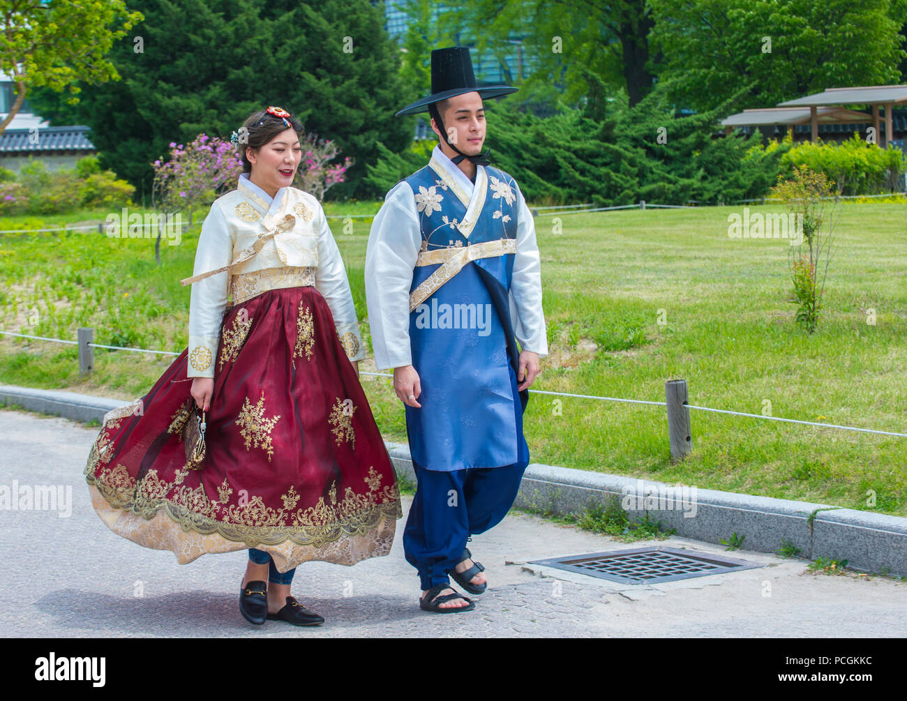 SEOUL - MAY 10 : Korean couple wearing Hanbok dress in Seoul Korea on May 10 2018. Hanbok is a Korean traditional clothing It is characterized by vibr Stock Photo