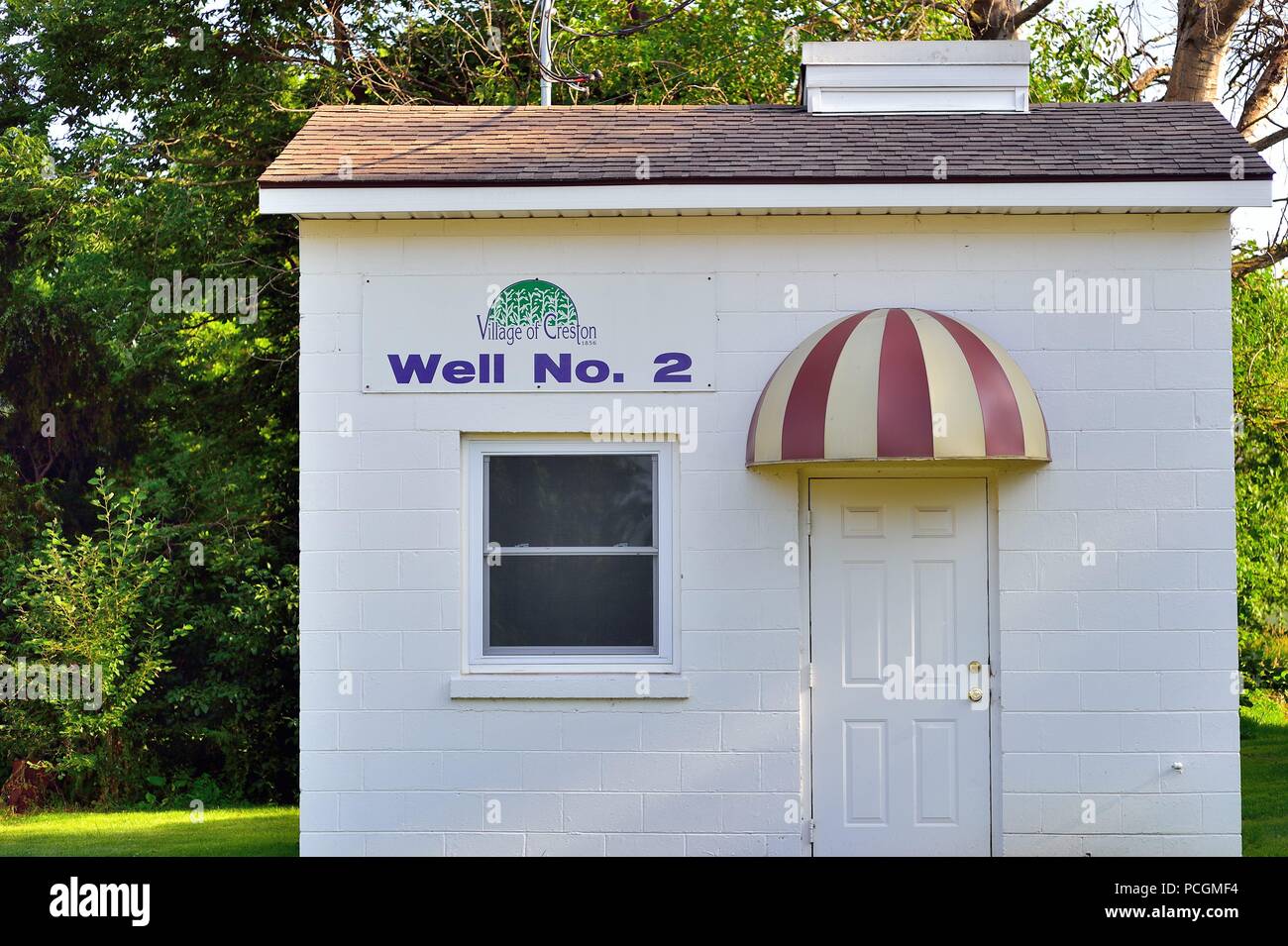 Creston, Illinois, USA. An unusual structure in the small town of