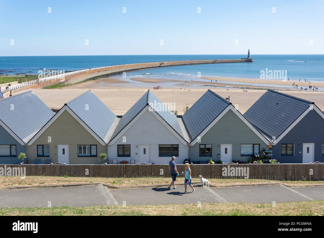 Cottages north pier lighthouse roker beach roker sunderland tyne hires