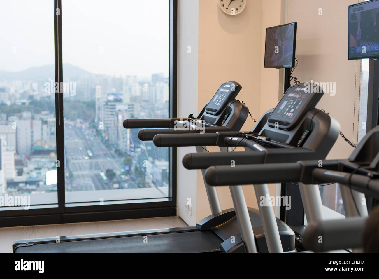 Gym on the 21st floor, Seoul, Korea Stock Photo Alamy